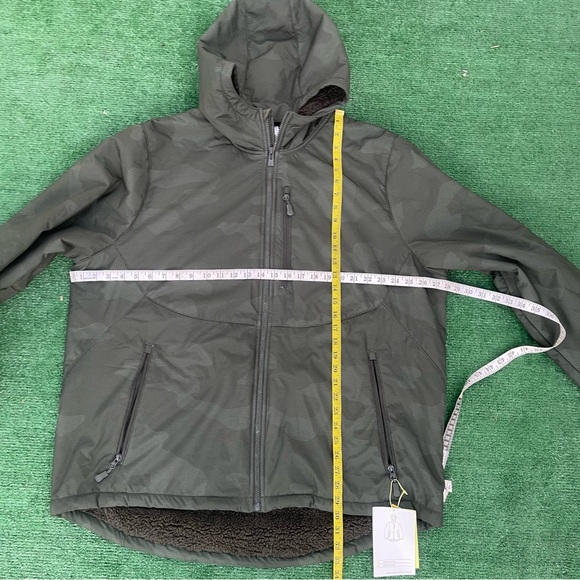 All In Motion Olive Green Men's Jacket with Faux Fur Inside Camo Print Size XXL - Picture 2 of 6
